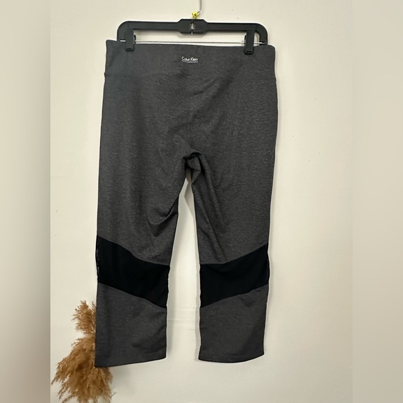 Calvin Klein Charcoal Performance Leggings - Picture 4 of 6